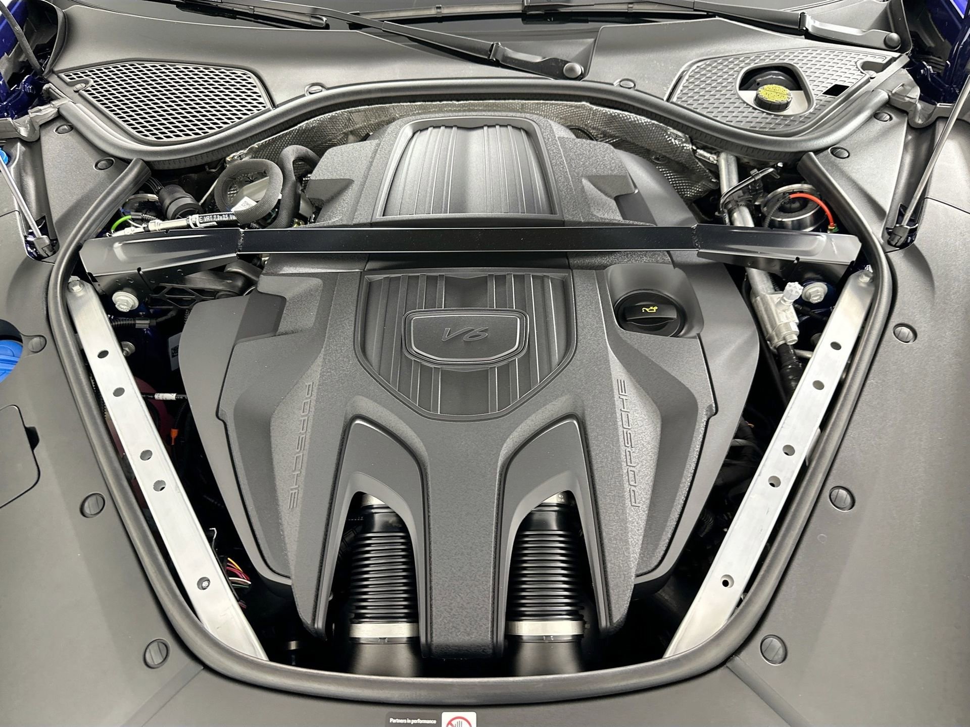 Certified 2026 Porsche Panamera 4 image 36