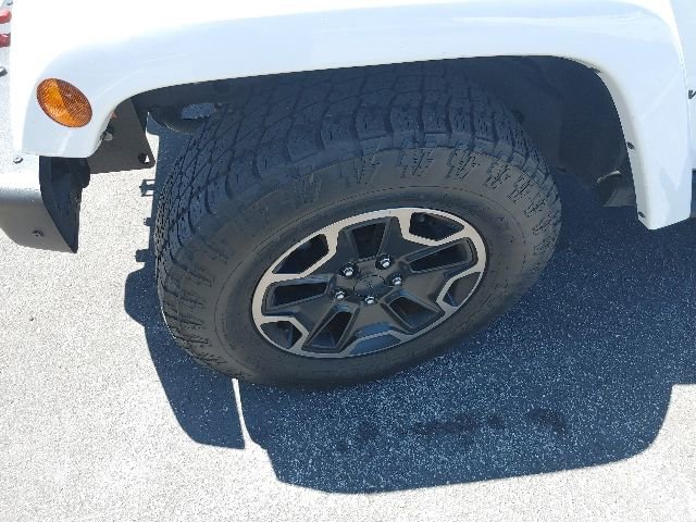 Used 2017 Jeep Wrangler Unlimited Rubicon AWD/4WD image 5