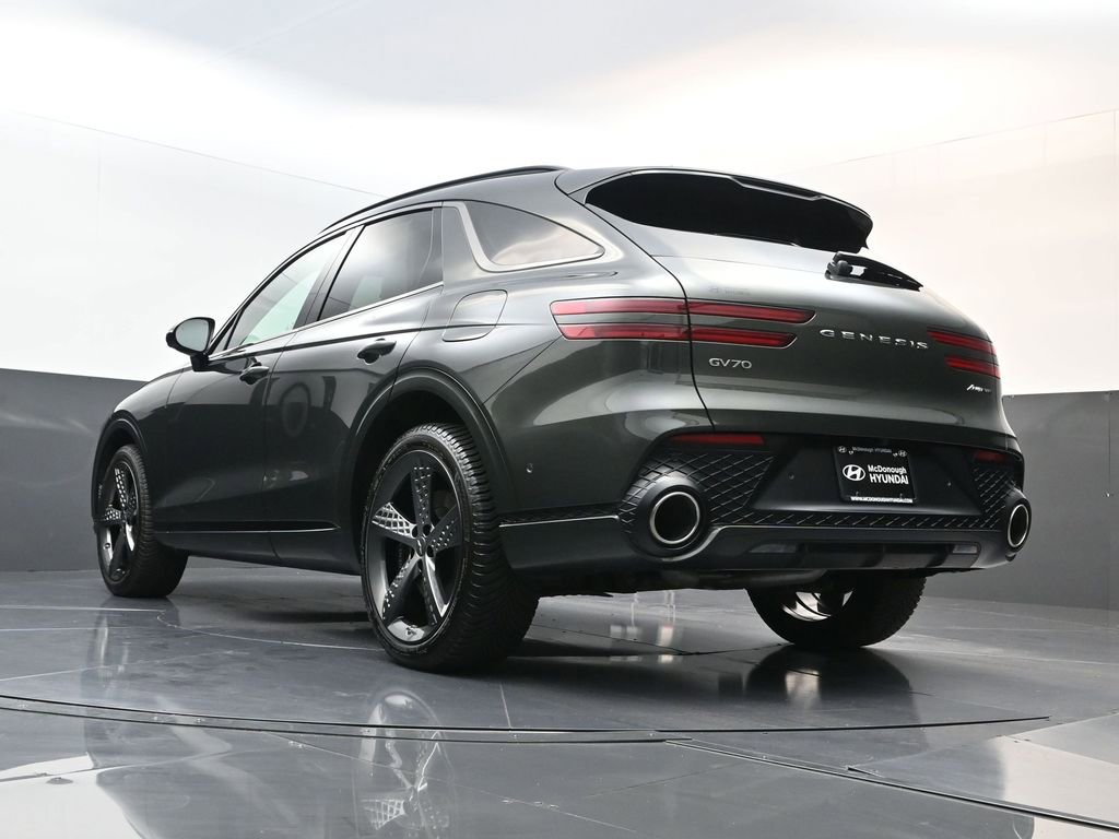 Used 2025 Genesis GV70 3.5T Sport w/ Sport Prestige Package image 27