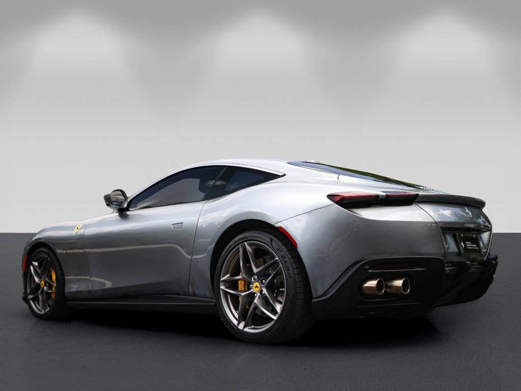 Certified 2022 Ferrari Roma RWD image 5