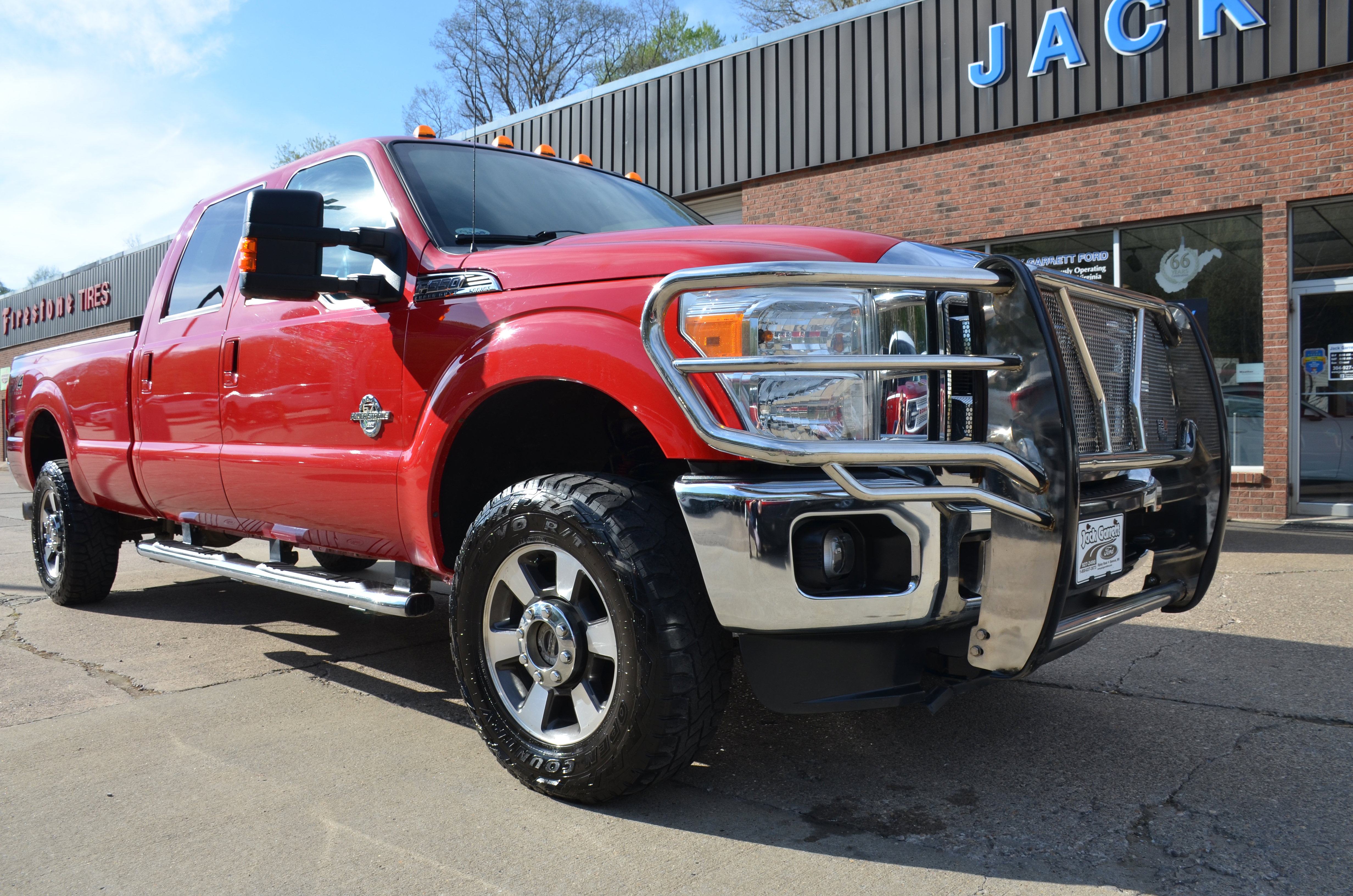Used 2014 Ford F350 Lariat w/ Lariat Interior Package image 1