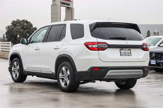 Used 2024 Honda Pilot EX-L image 6