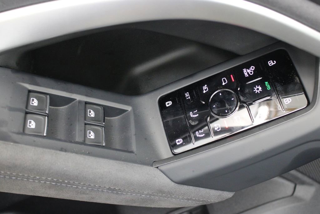 New 2026 Audi SQ5 Premium Plus AWD/4WD image 18