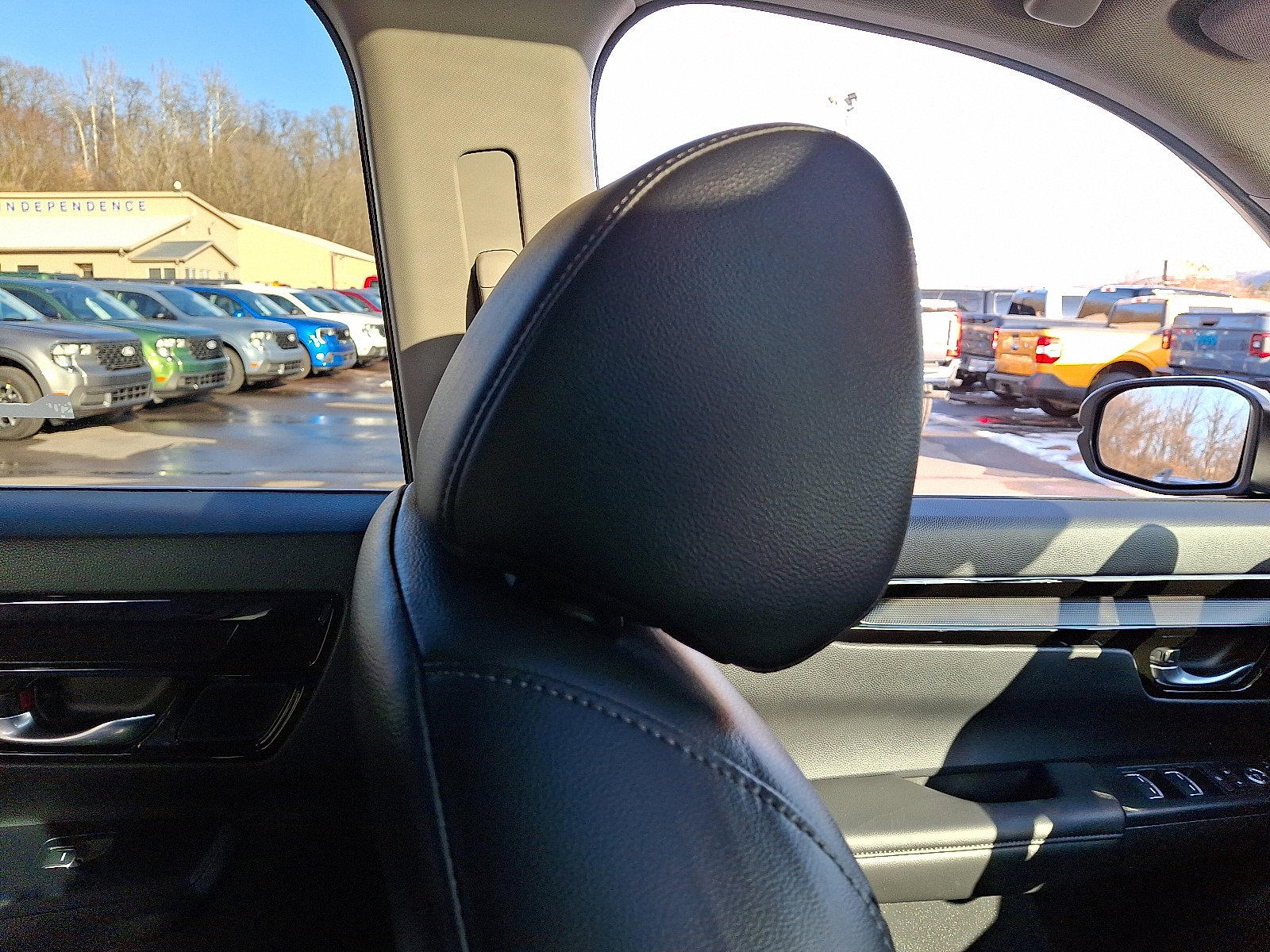 Used 2024 Honda CR-V EX-L image 13