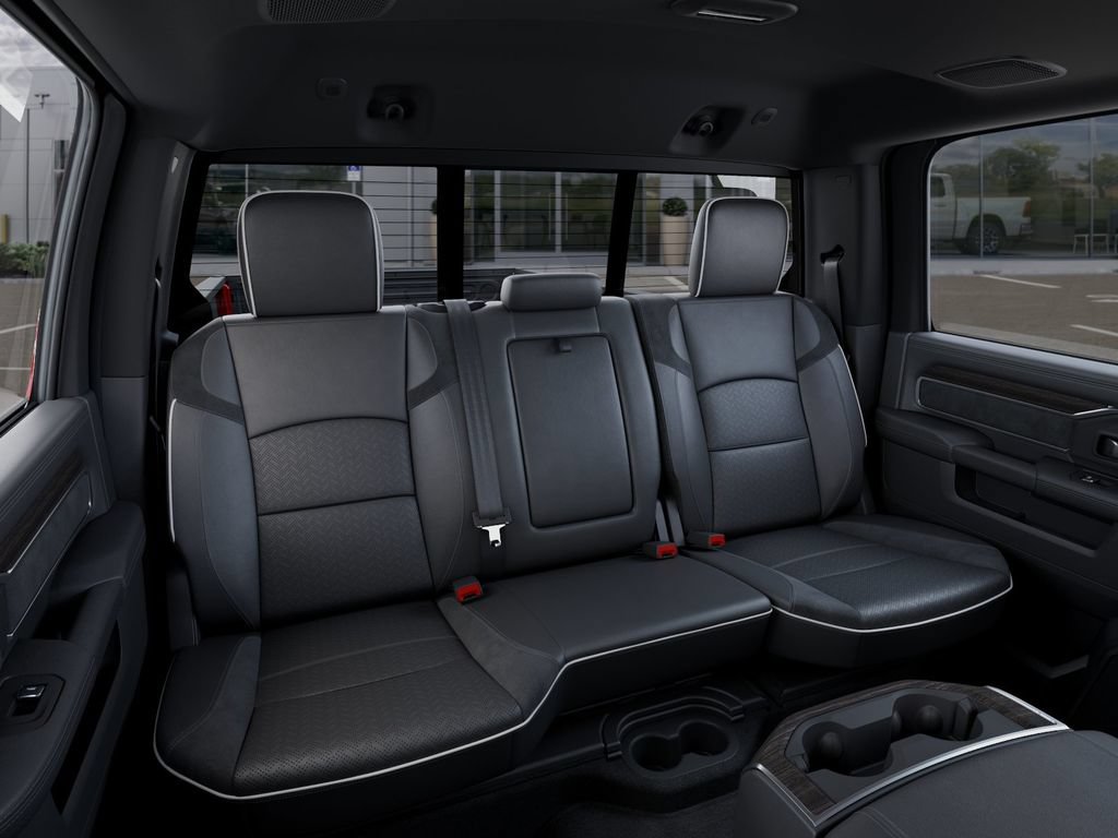 New 2026 RAM 3500 Laramie AWD/4WD image 15
