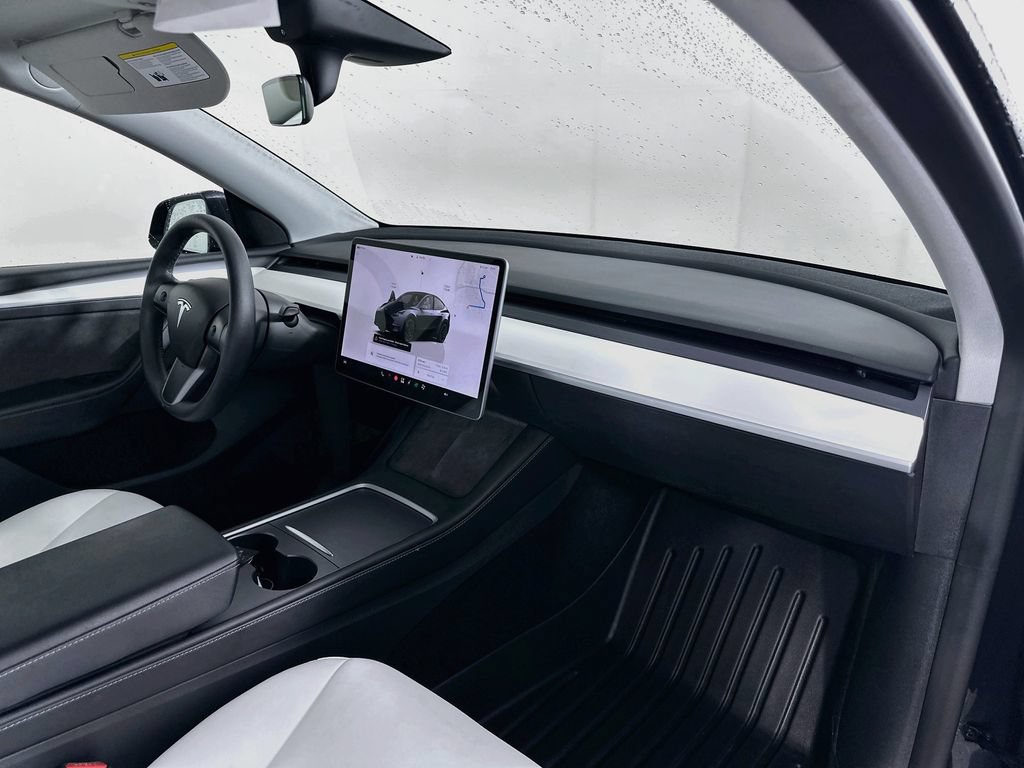 Used 2022 Tesla Model Y Performance AWD/4WD image 34