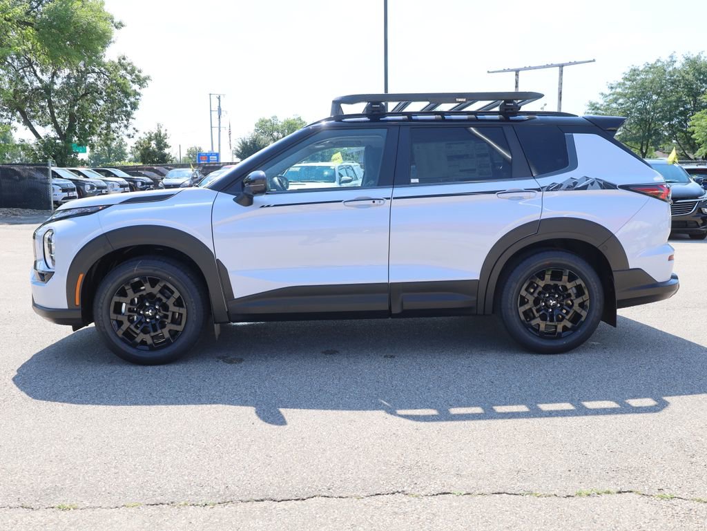 New 2025 Mitsubishi Outlander Trail Edition image 6