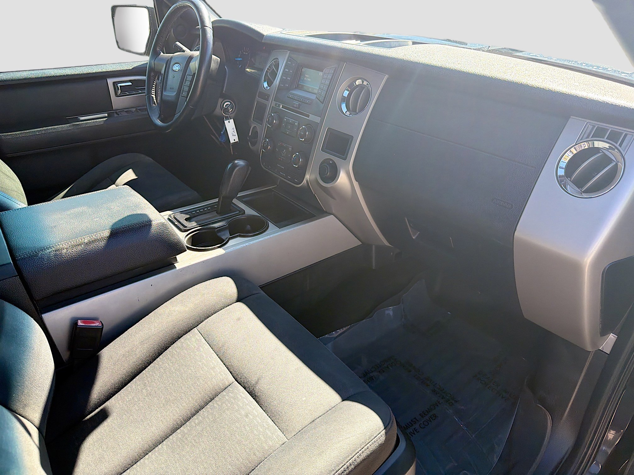 Used 2017 Ford Expedition EL XLT image 13