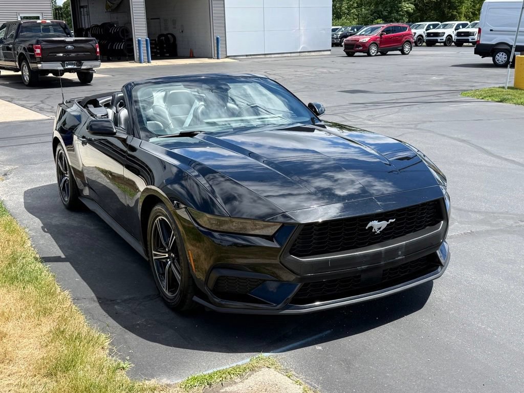 Certified 2025 Ford Mustang Premium RWD image 3