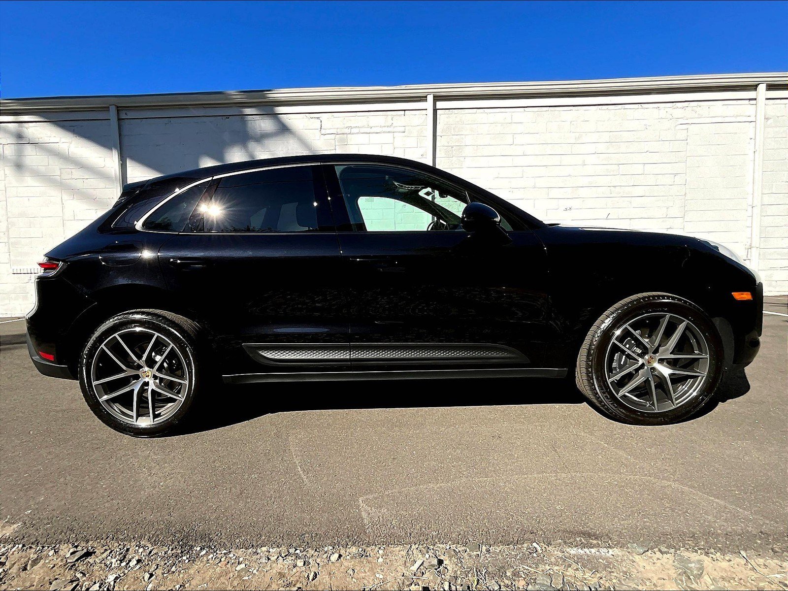New 2026 Porsche Macan image 6