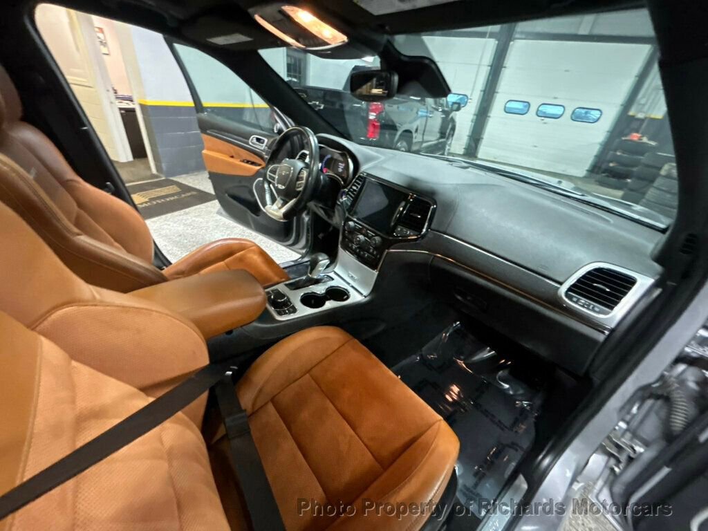 Used 2021 Jeep Grand Cherokee SRT image 24