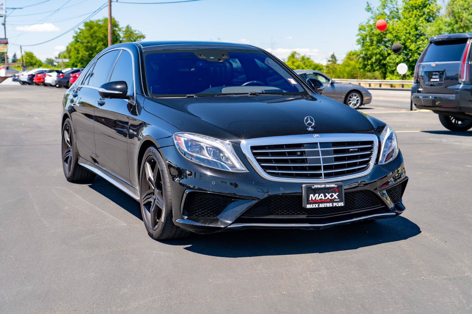 Used 2016 Mercedes-Benz S 63 AMG 4MATIC Sedan w/ Driver Assistance Package image 2