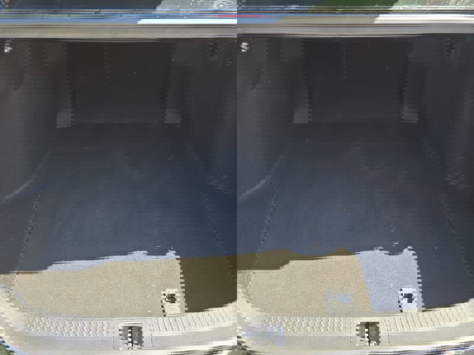 Used 2020 Toyota Camry XSE w/ Navigation Package FWD image 13