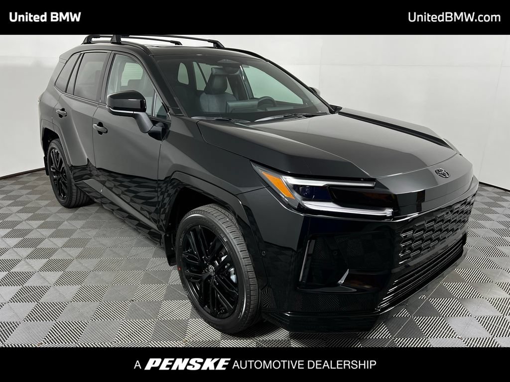 Used 2026 Toyota RAV4 XSE w/ Panoramic Sun Roof Package AWD/4WD image 3
