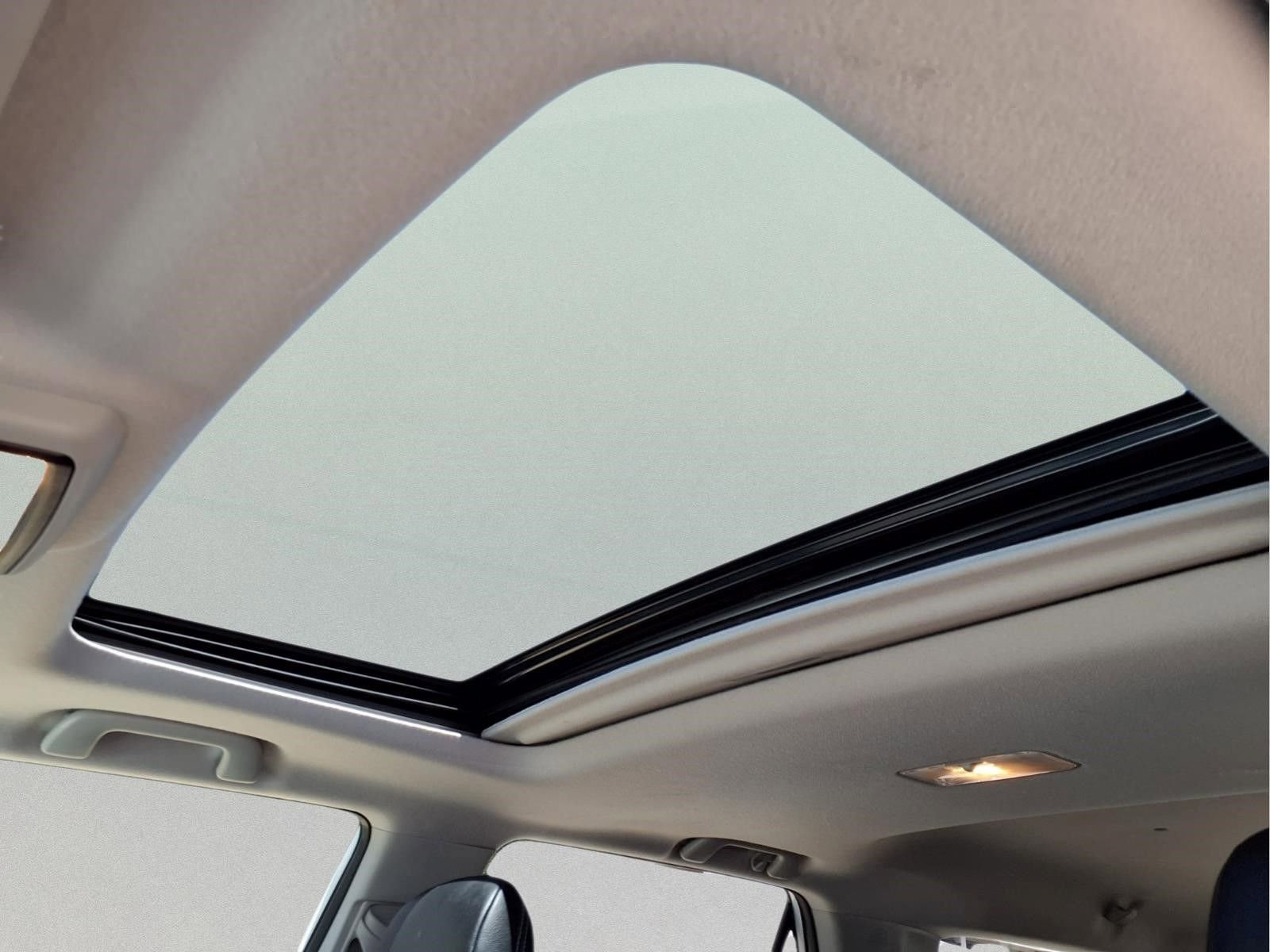Used 2021 Toyota 4Runner SR5 Premium w/ Moonroof Package RWD image 15