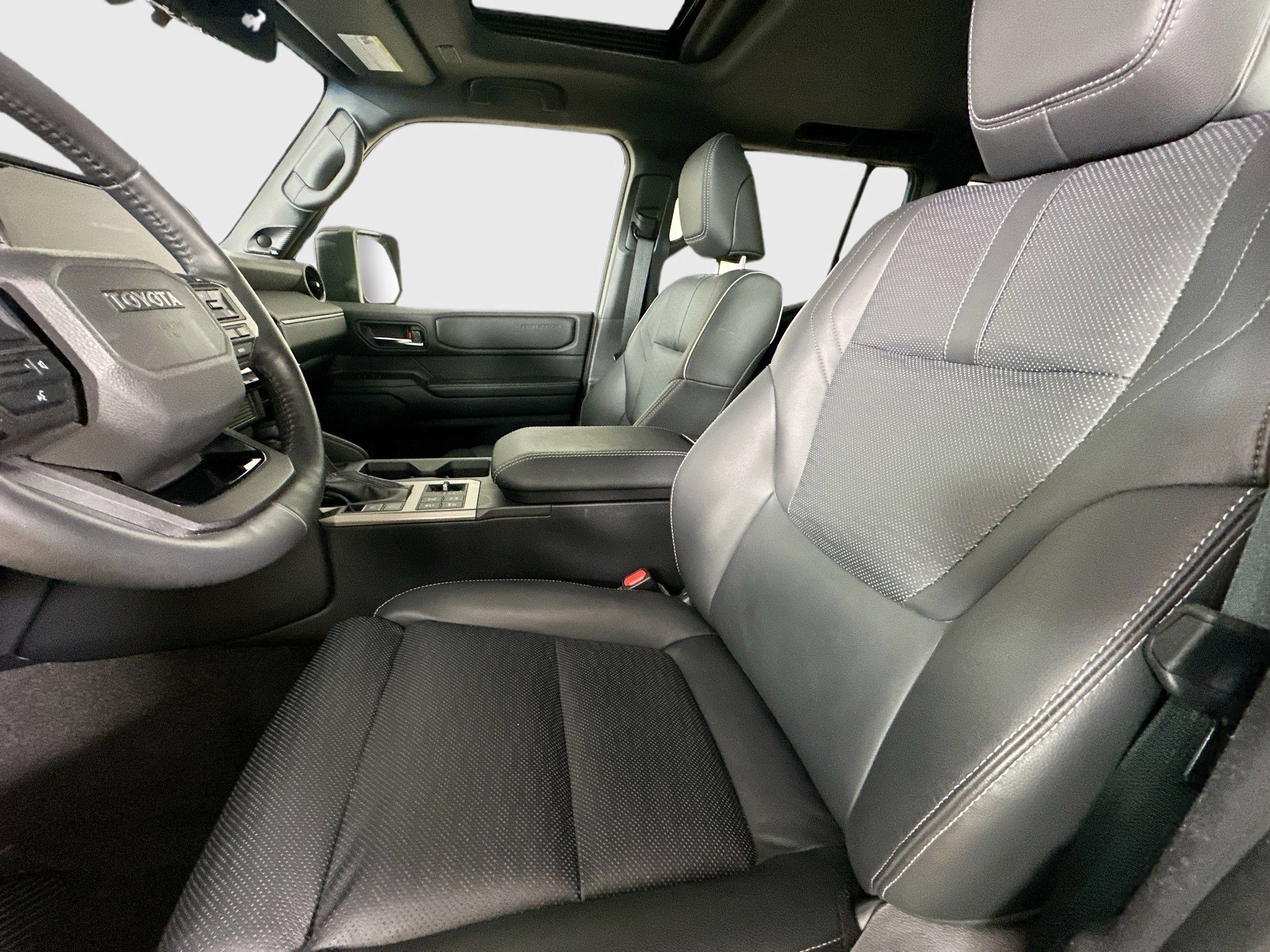 Used 2024 Toyota Land Cruiser AWD/4WD image 27