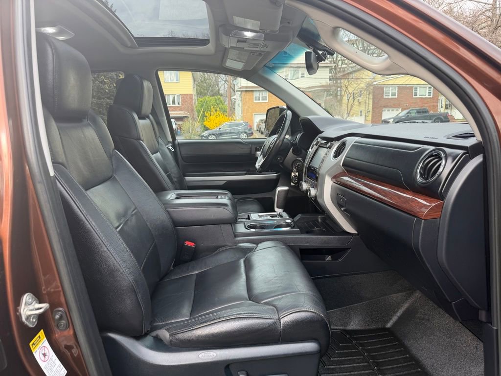 Used 2017 Toyota Tundra Limited w/ Limited Premium Package AWD/4WD image 35