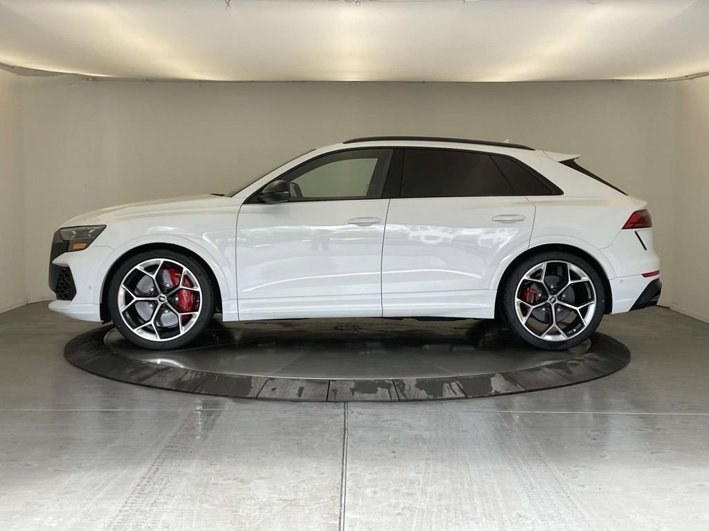 New 2026 Audi RS Q8 performance image 2