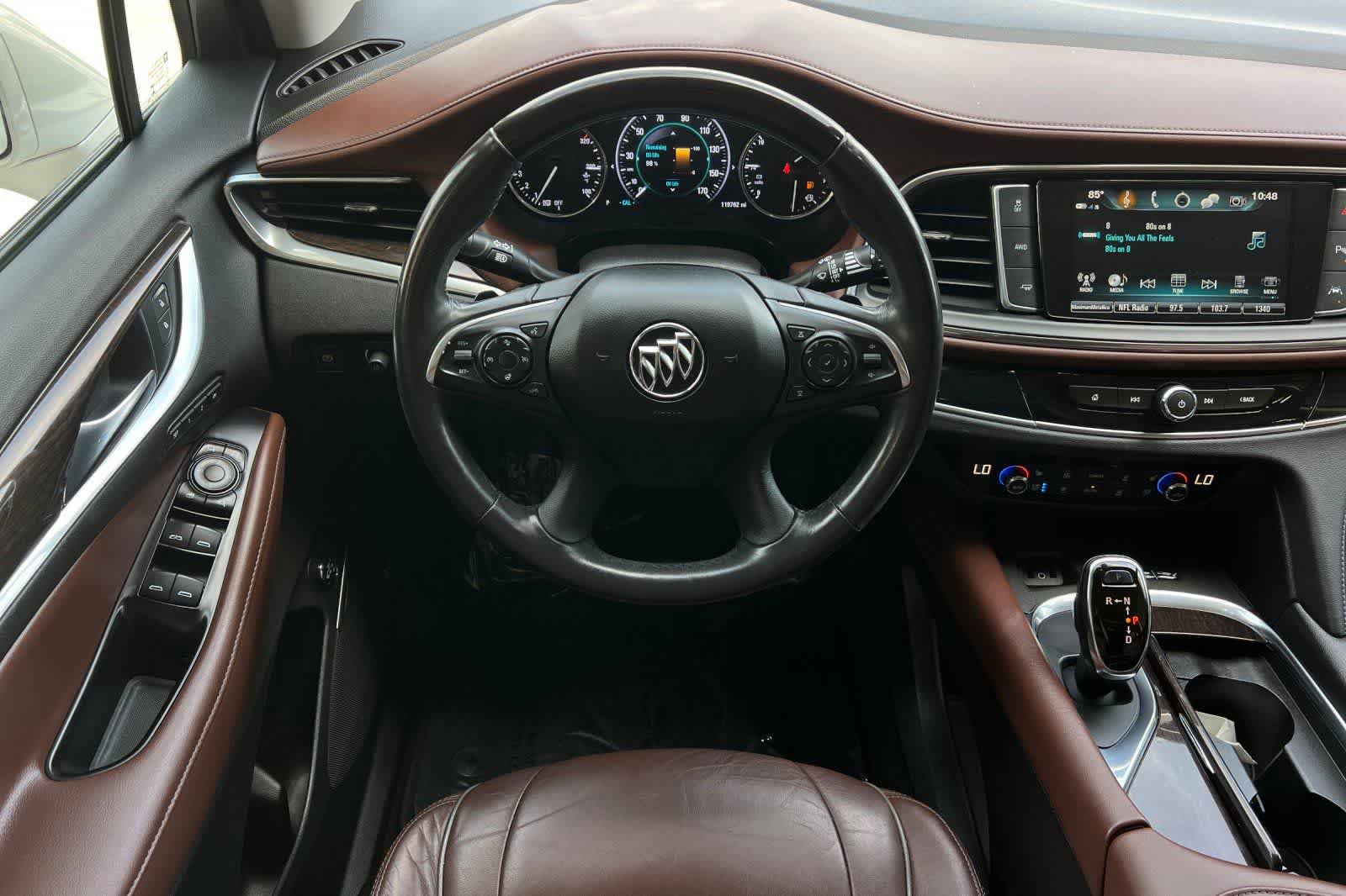 Used 2018 Buick Enclave Avenir w/ Avenir Technology Package AWD/4WD image 16
