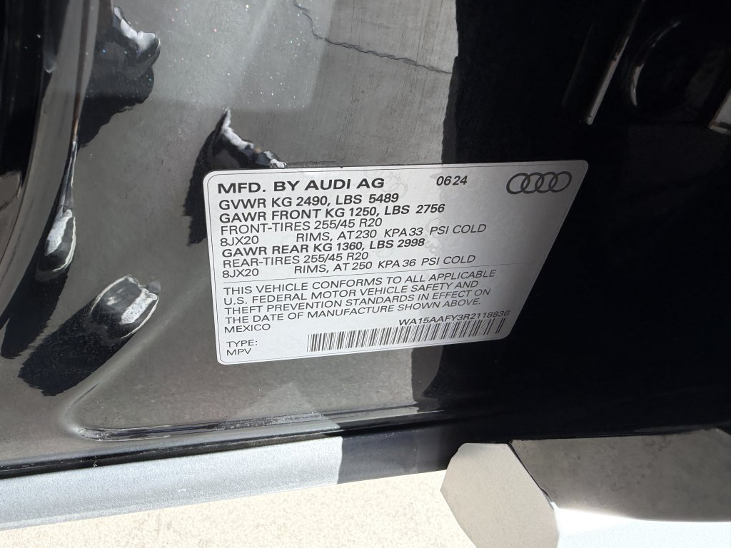 Used 2024 Audi Q5 2.0T Premium Plus w/ Premium Plus Package AWD/4WD image 45