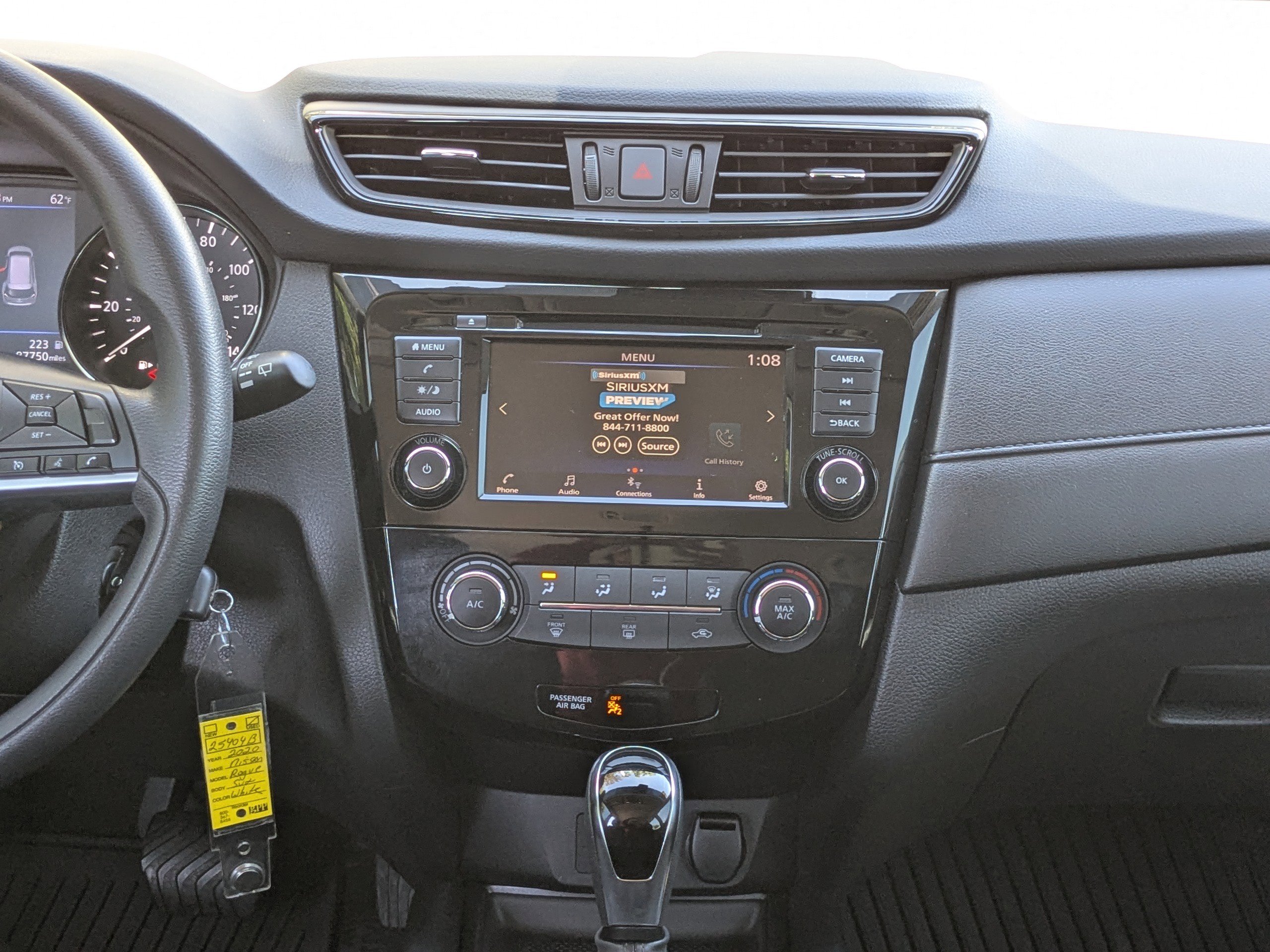 Used 2020 Nissan Rogue S image 17