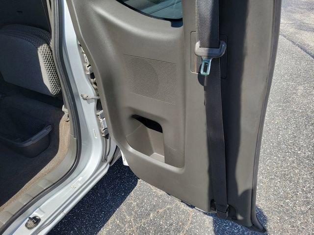 Used 2013 Nissan Frontier SV RWD image 25