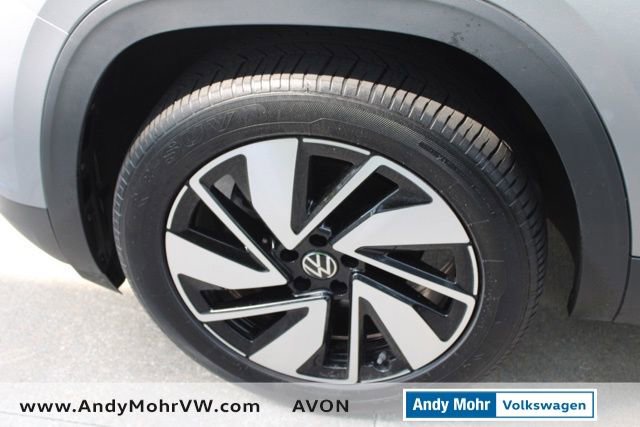 Used 2024 Volkswagen Atlas SE AWD/4WD image 16