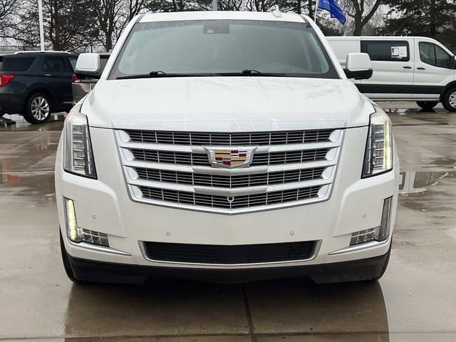 Used 2018 Cadillac Escalade ESV Premium Luxury image 8
