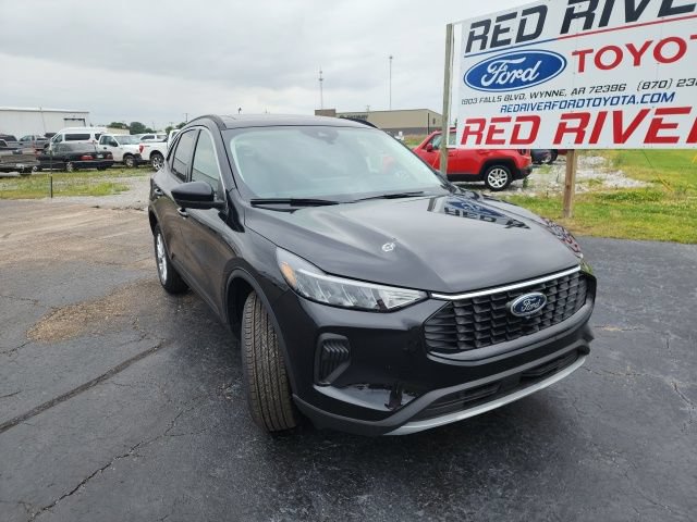 New 2024 Ford Escape Active w/ Tech Pack #2 AWD/4WD image 2