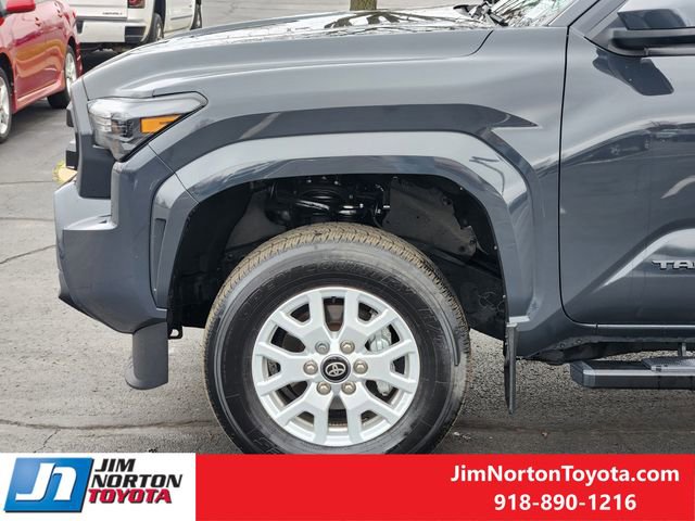 Used 2024 Toyota Tacoma SR5 image 9