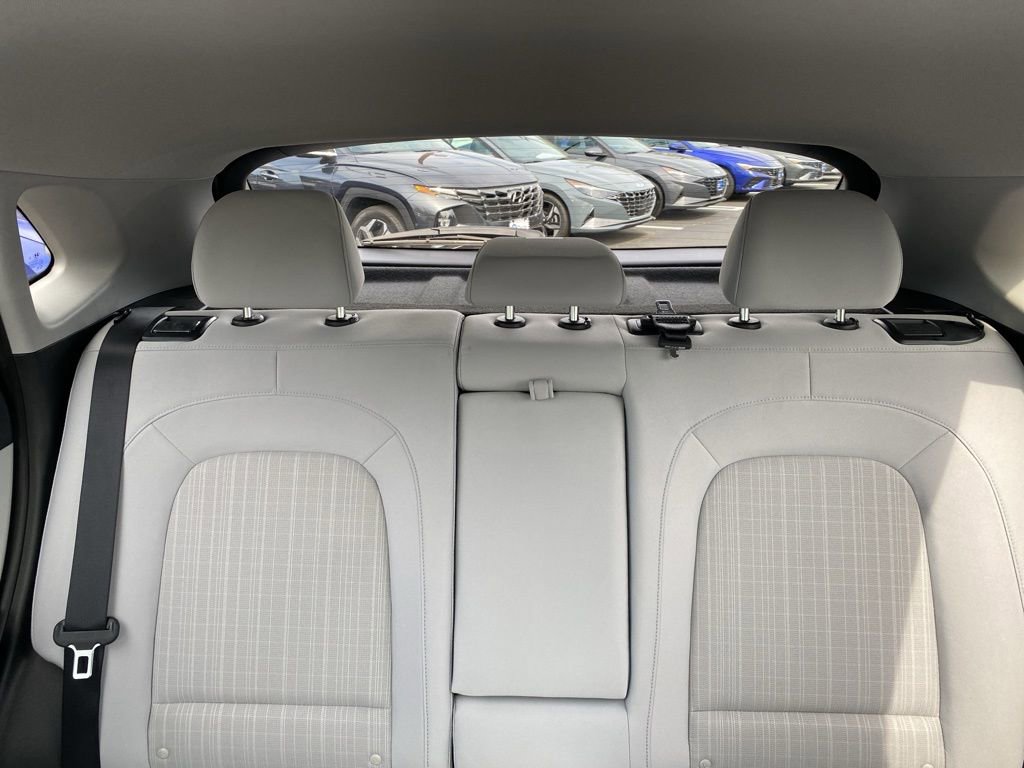 Certified 2023 Hyundai Kona SEL AWD/4WD image 15