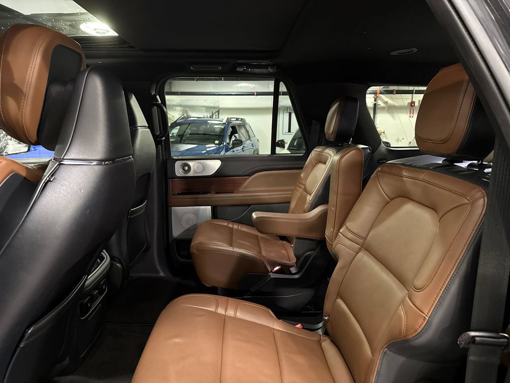 Used 2023 Lincoln Navigator L Reserve AWD/4WD image 24