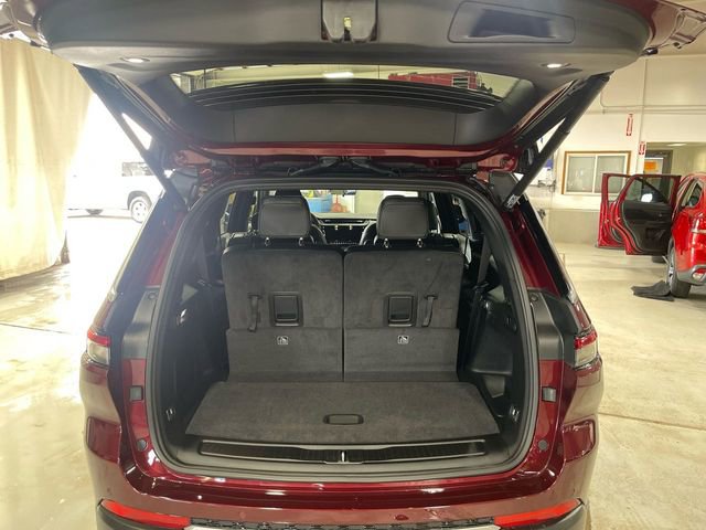 New 2026 Jeep Grand Cherokee L Limited image 24