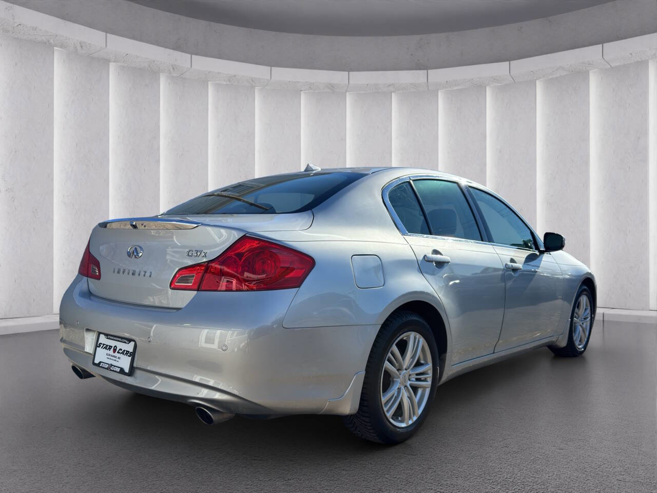Used 2013 INFINITI G37 x Sedan w/ Premium Pkg image 5