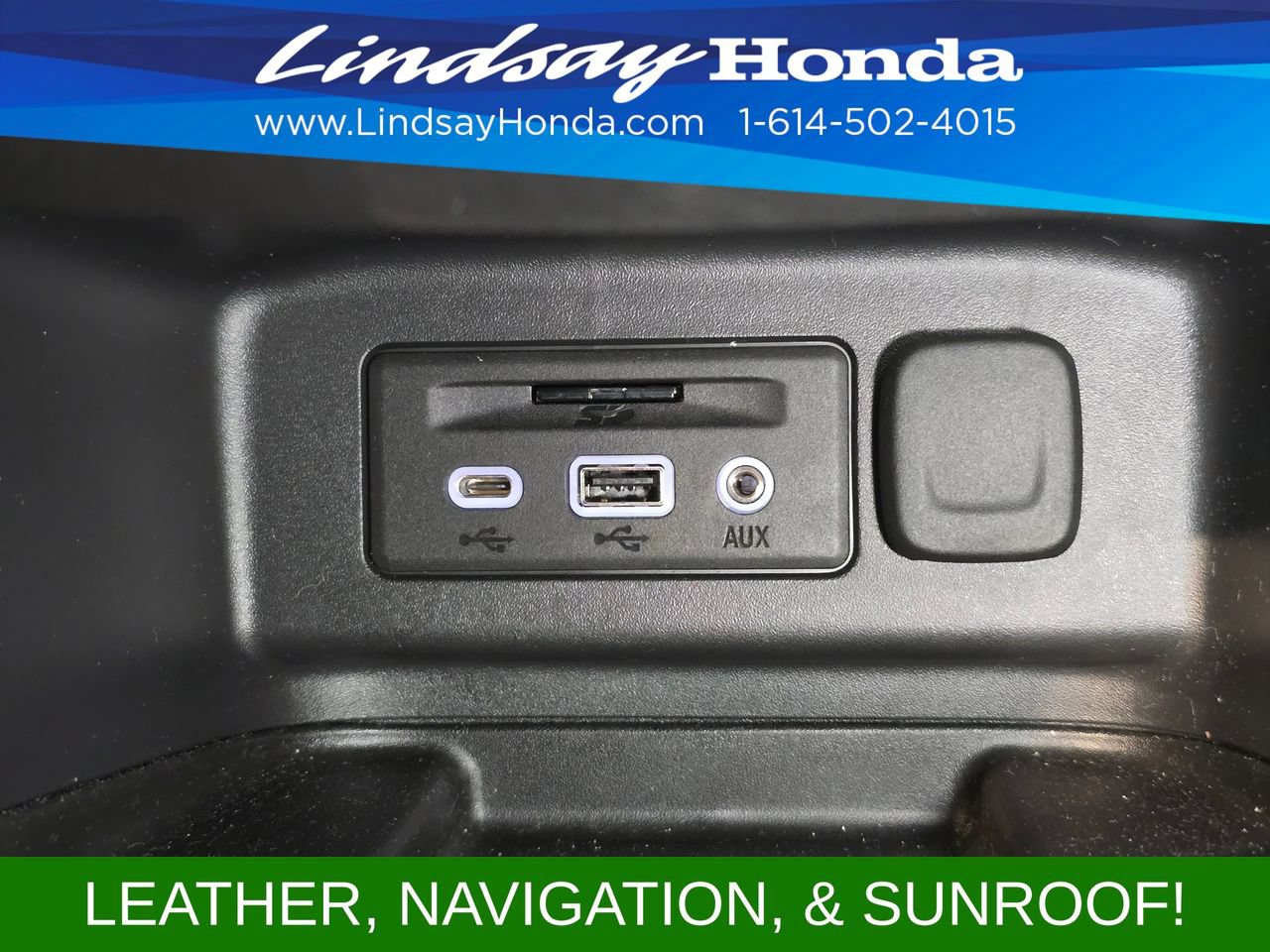 Used 2023 Chevrolet Equinox Premier FWD image 21
