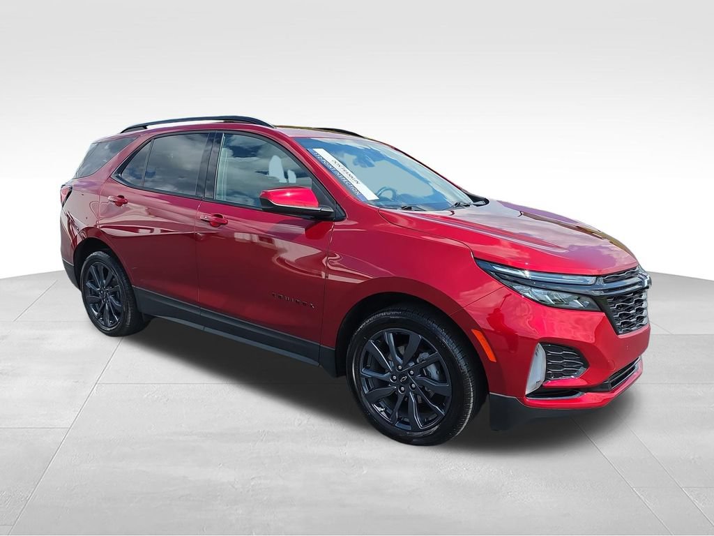 Used 2024 Chevrolet Equinox RS FWD image 3