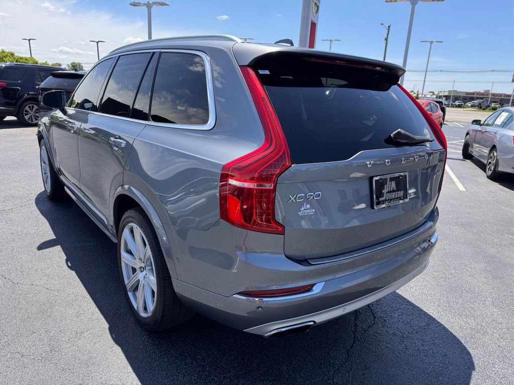 Used 2017 Volvo XC90 T6 Inscription w/ Vision Package AWD/4WD image 3
