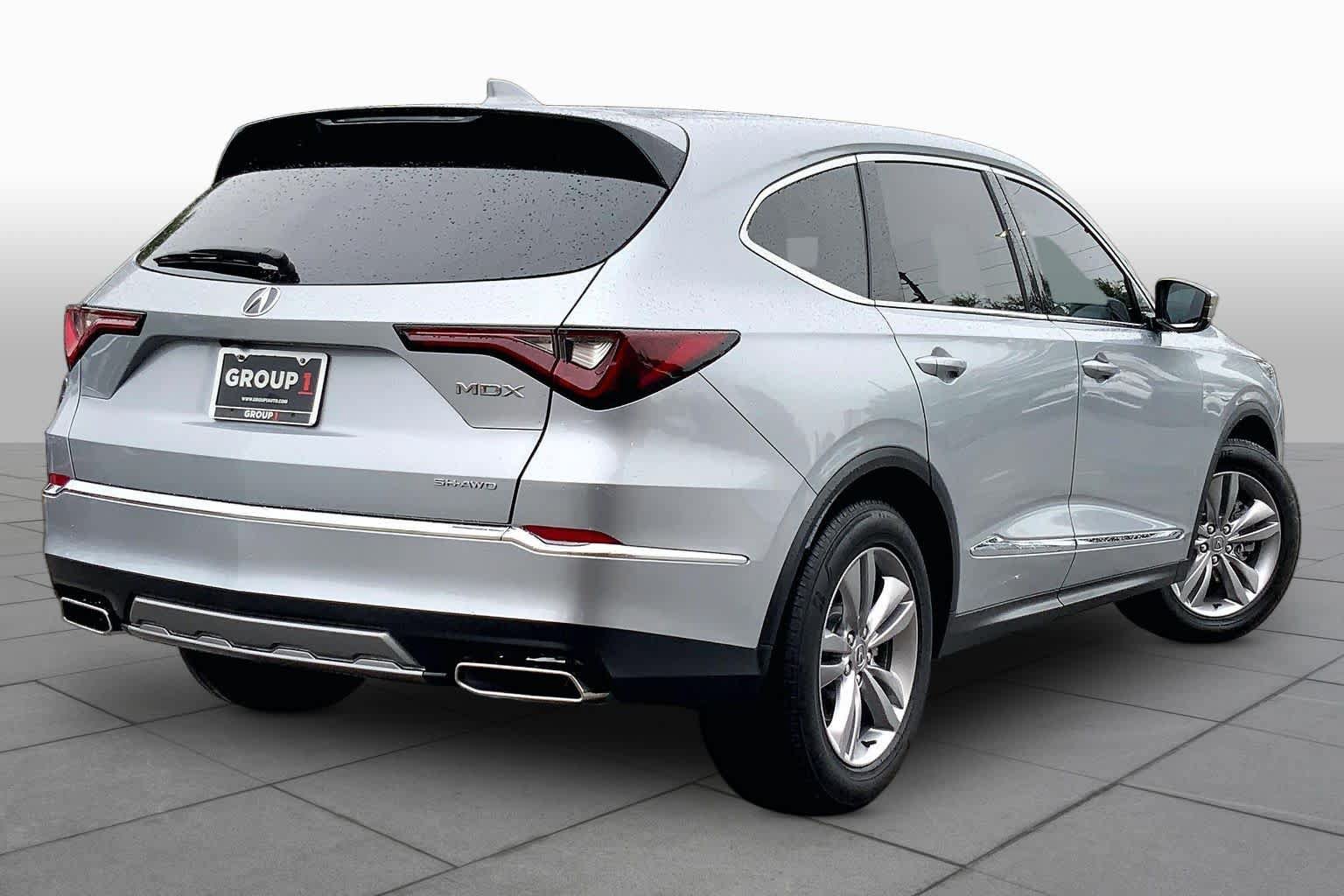 Used 2026 Acura MDX SH-AWD image 13