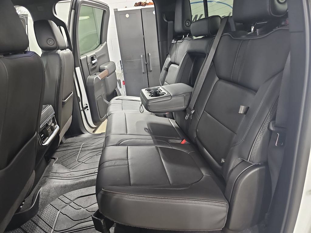 Certified 2020 Chevrolet Silverado 1500 High Country w/ Technology Package AWD/4WD image 18