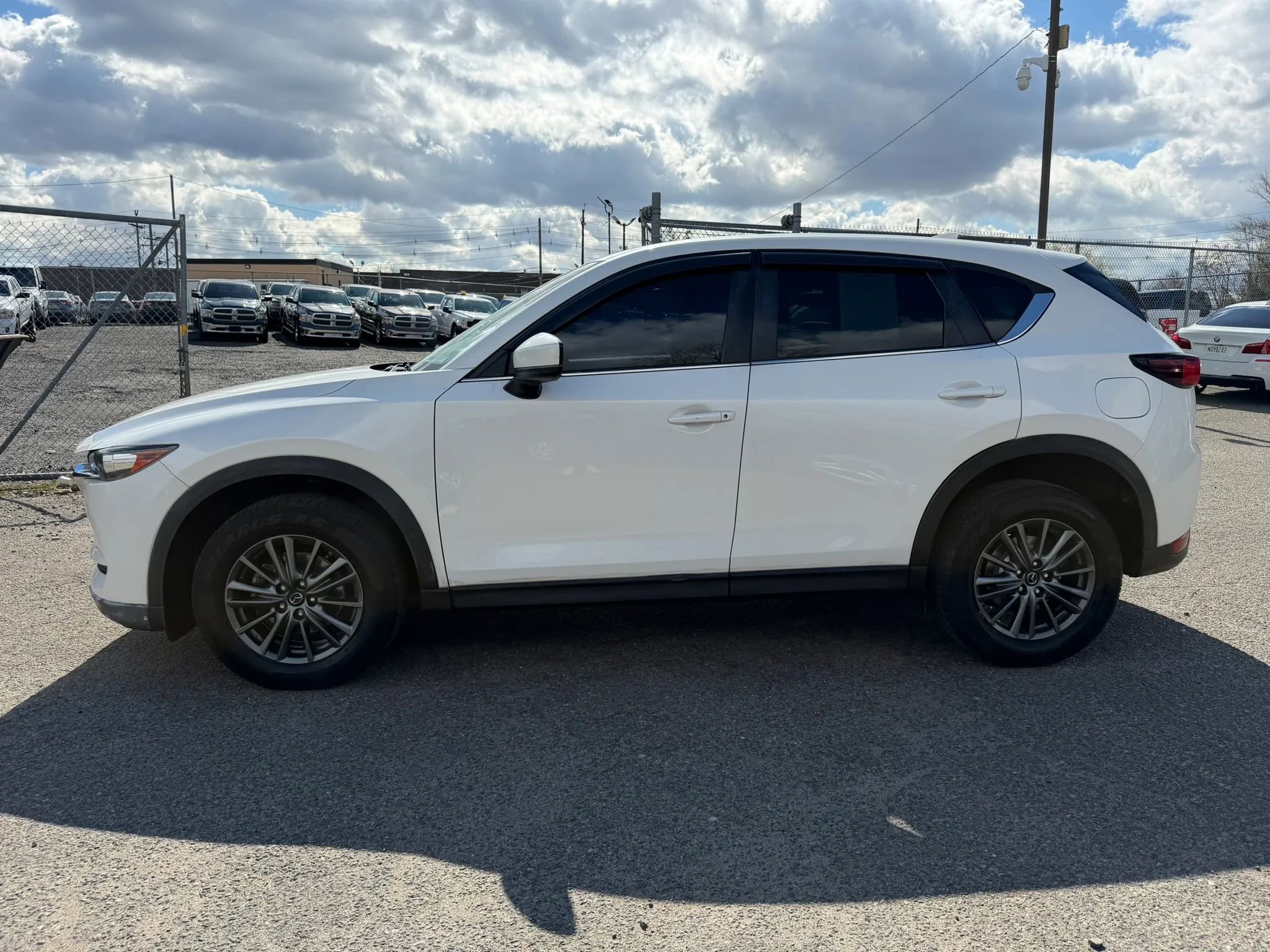 Used 2017 MAZDA CX-5 Touring image 8