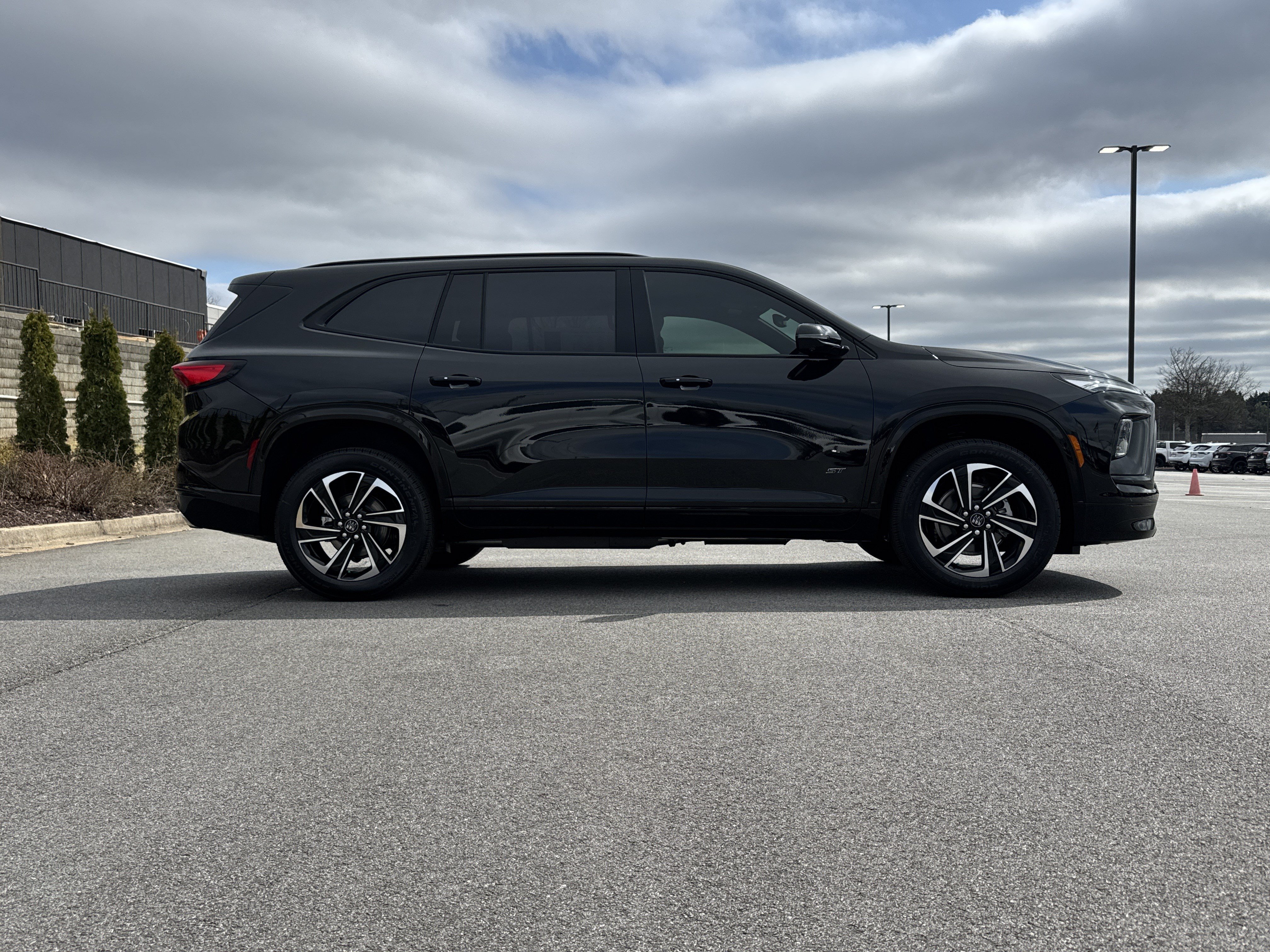 New 2026 Buick Enclave Sport Touring w/ Power Package FWD image 11