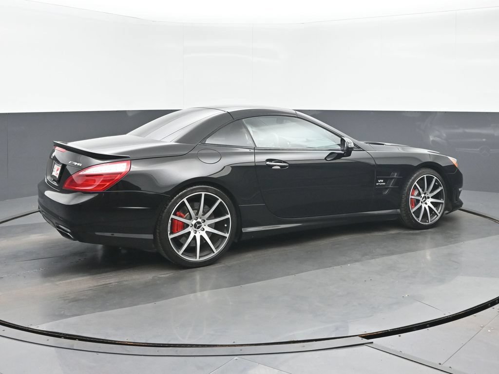 Used 2016 Mercedes-Benz SL 63 AMG image 3