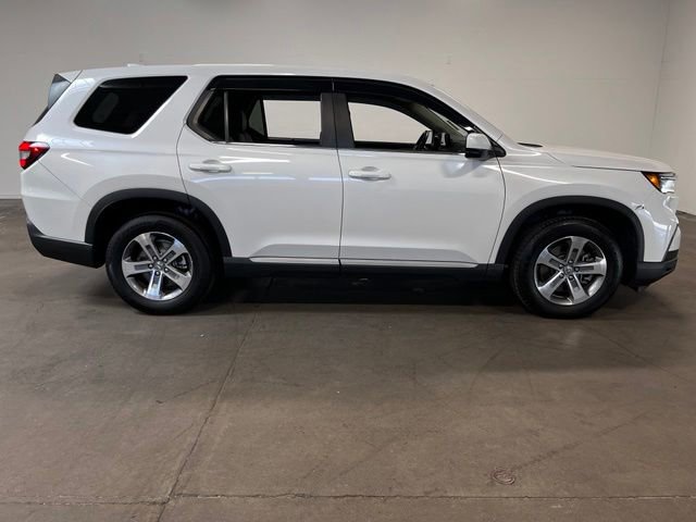 Used 2023 Honda Pilot EX-L image 2