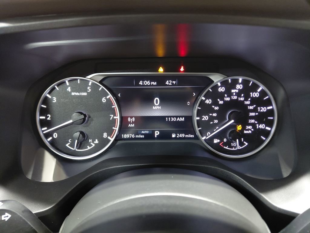 Used 2023 Nissan Rogue S image 21