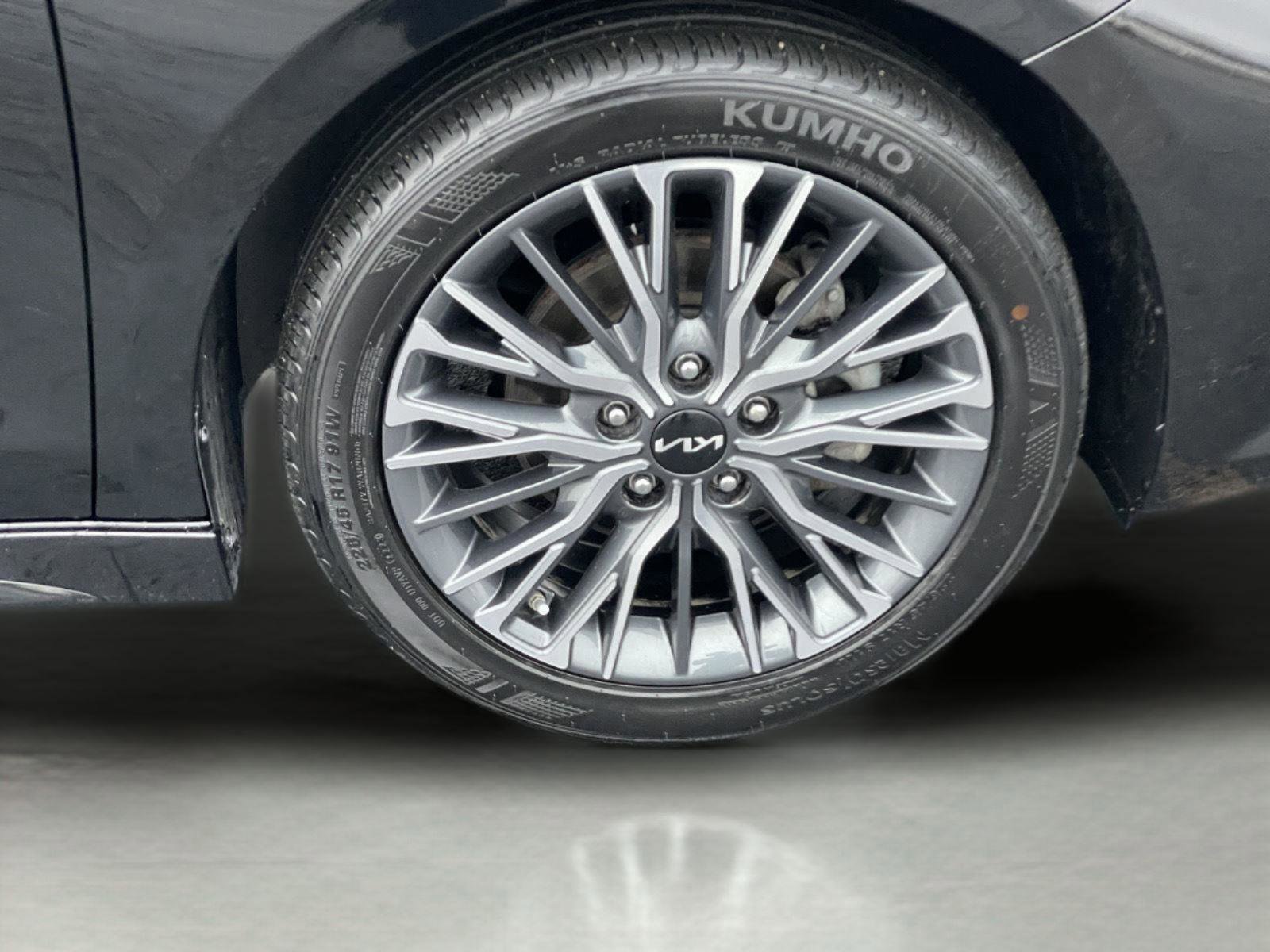 Used 2023 Kia Forte GT-Line w/ GT-Line Technology Package image 10