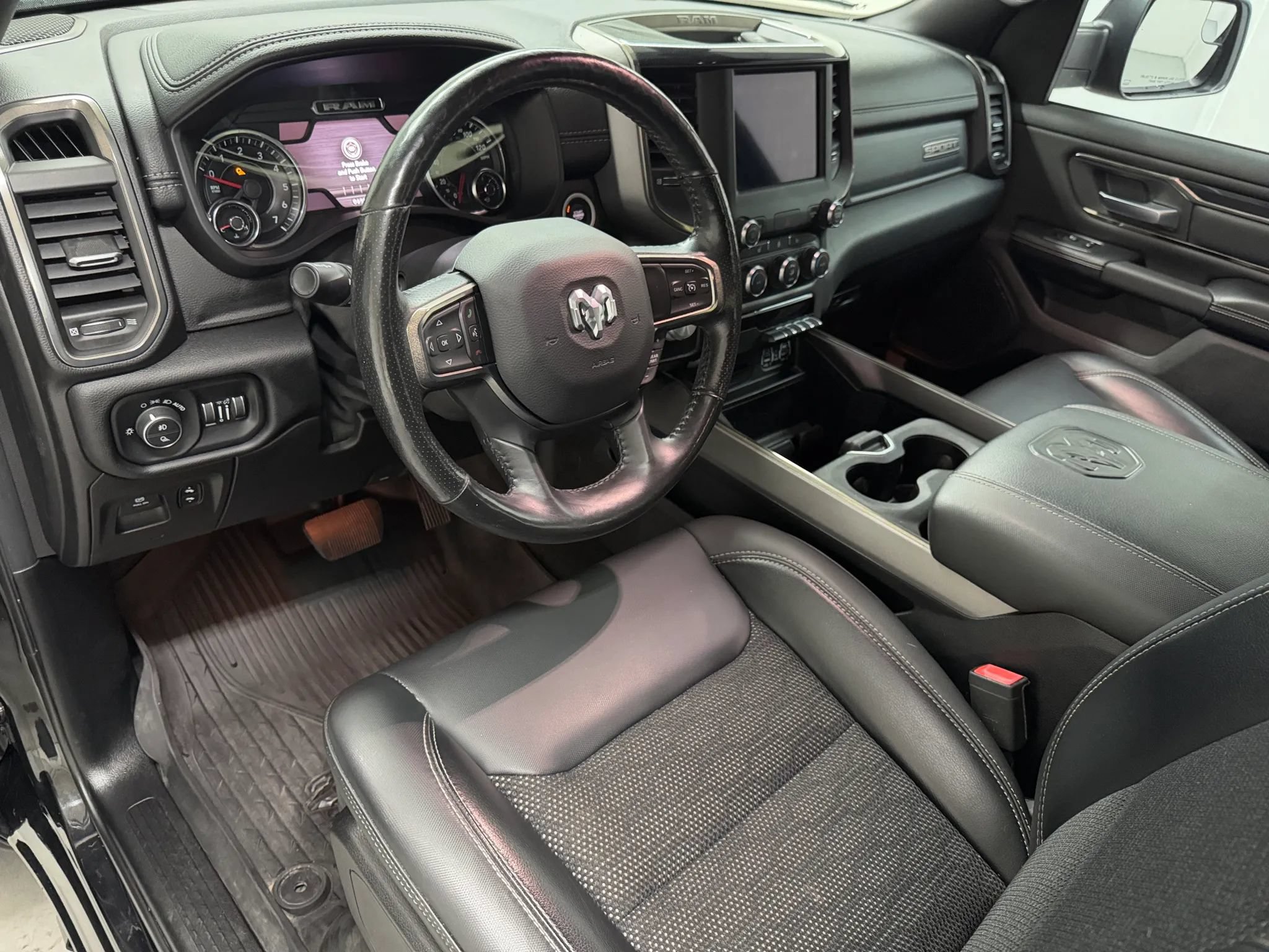 Used 2019 RAM 1500 Sport w/ Level 2 Equipment Group AWD/4WD image 9