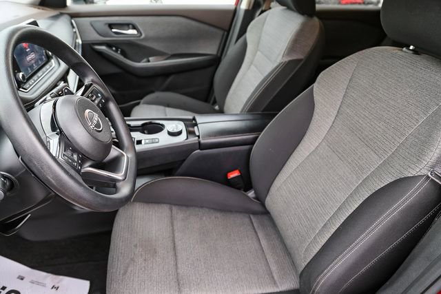 Used 2023 Nissan Rogue SV image 16