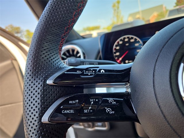 New 2024 Mercedes-Benz GLB 250 4MATIC image 20