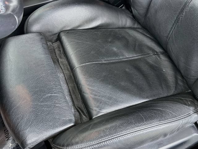 Used 2007 BMW M6 Convertible RWD image 25