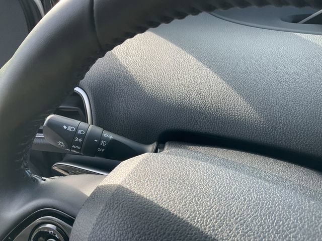 Used 2019 Toyota Prius XLE image 20